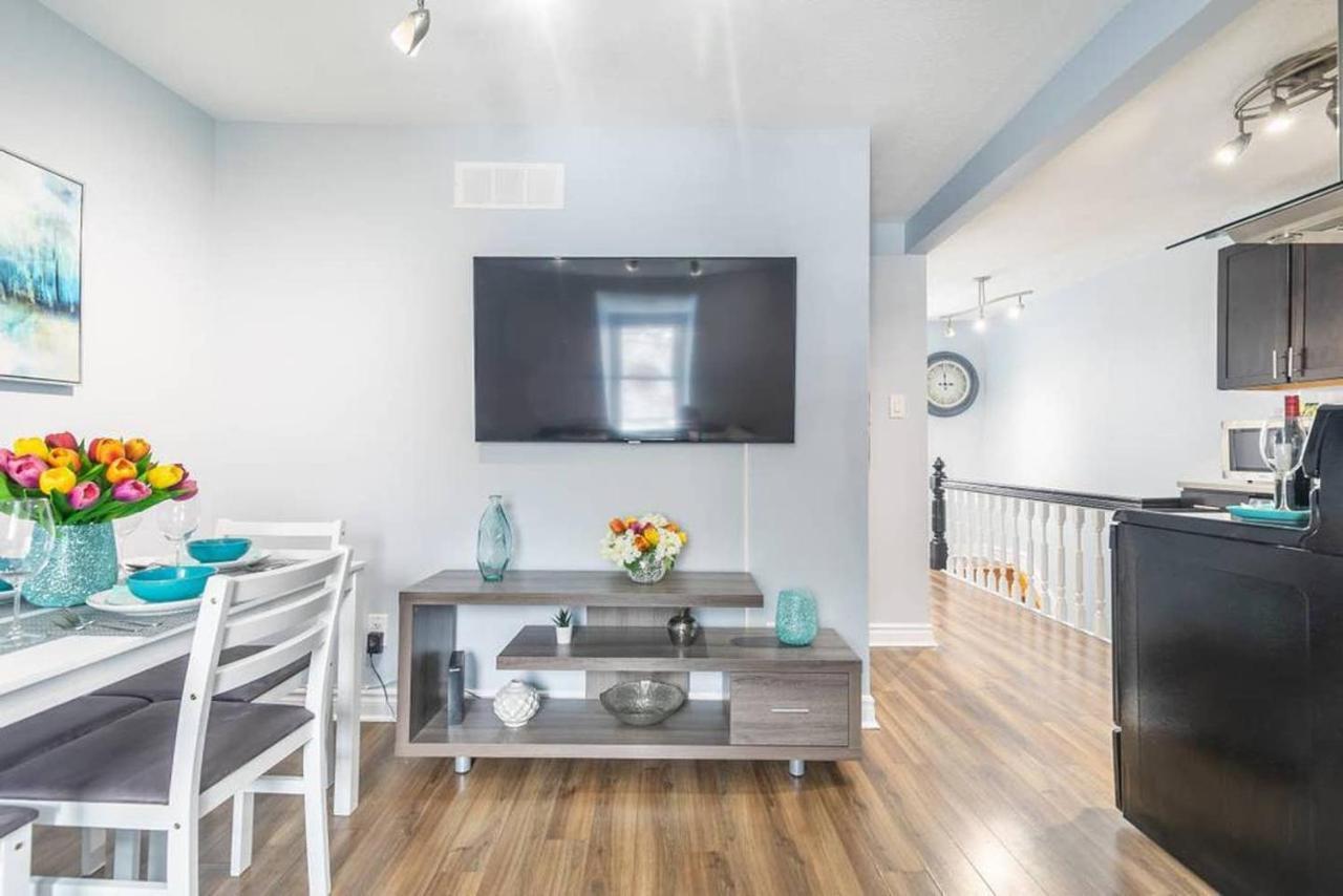 Newly Renovated - Modern 1Br With Rooftop Terrace! Apartment Ottawa Luaran gambar